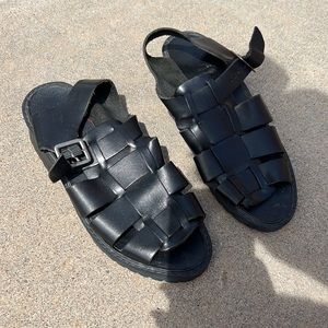 MIA 90s vintage leather sandal, size 7.